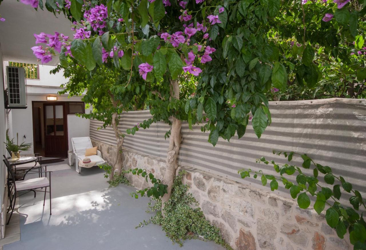 Apartments Dilk Vis Exterior photo